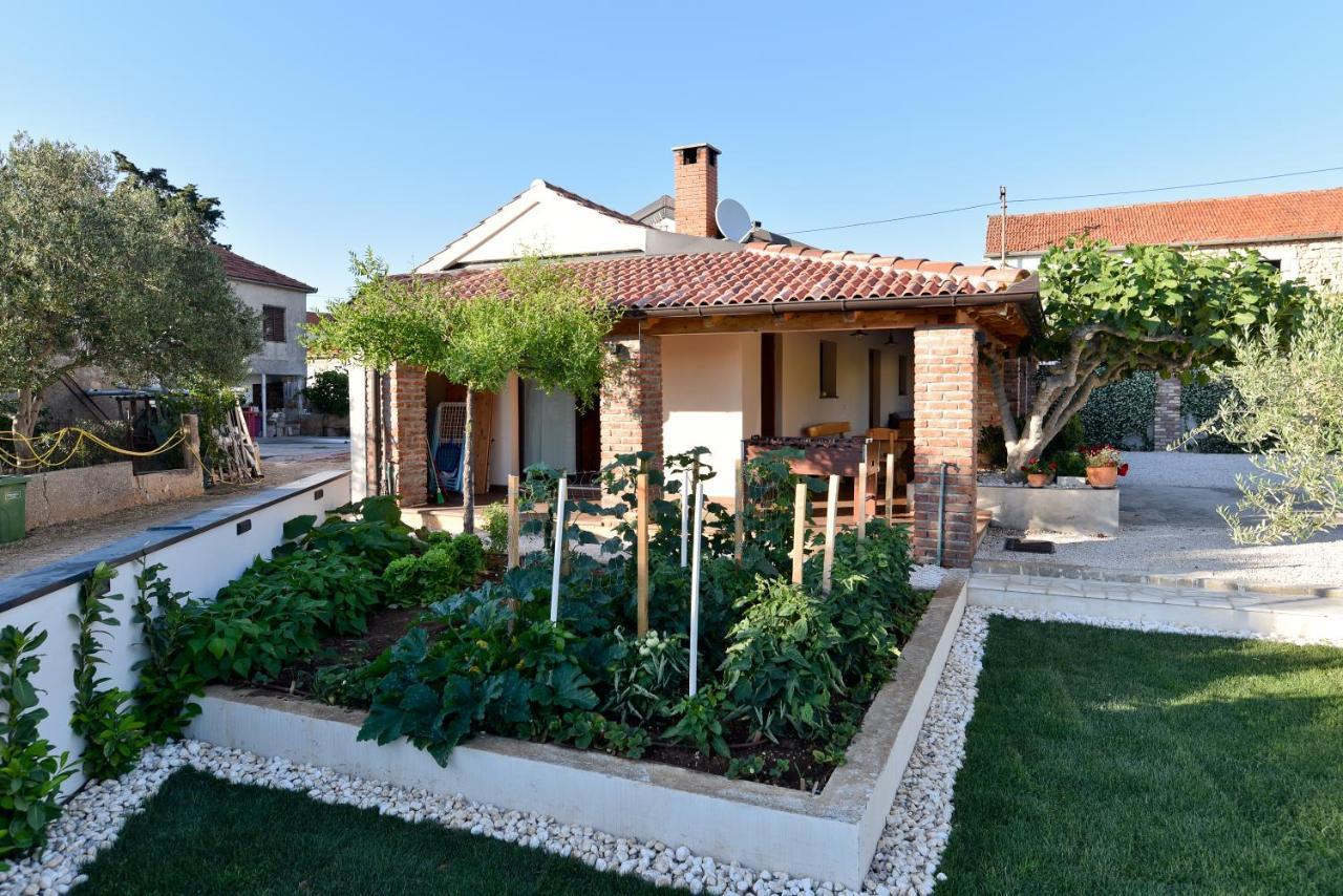 Villa Navita Augustinus With Pool Debeljak Esterno foto
