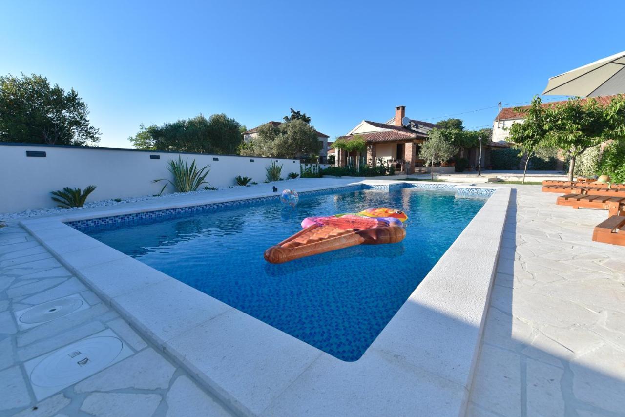 Villa Navita Augustinus With Pool Debeljak Esterno foto